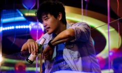 我们班妖艳的辅导老师